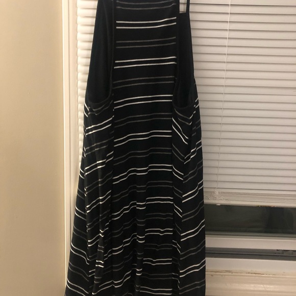 Swing Dress - Picture 3 of 3